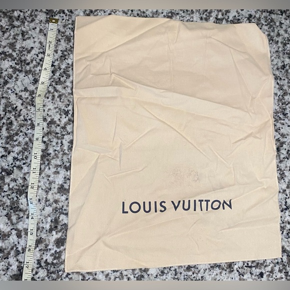 Louis Vuitton Handbags - Louis Vuitton Cream Storage Dust Bag